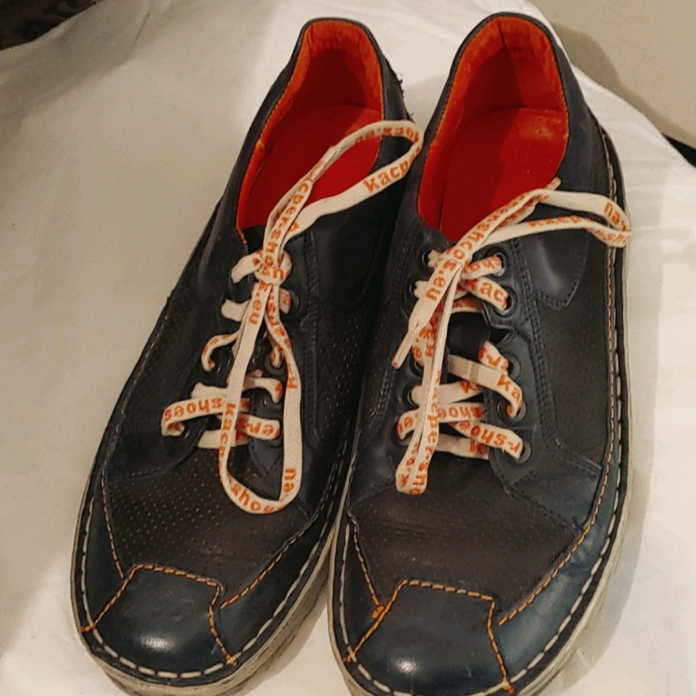 Leather shoes